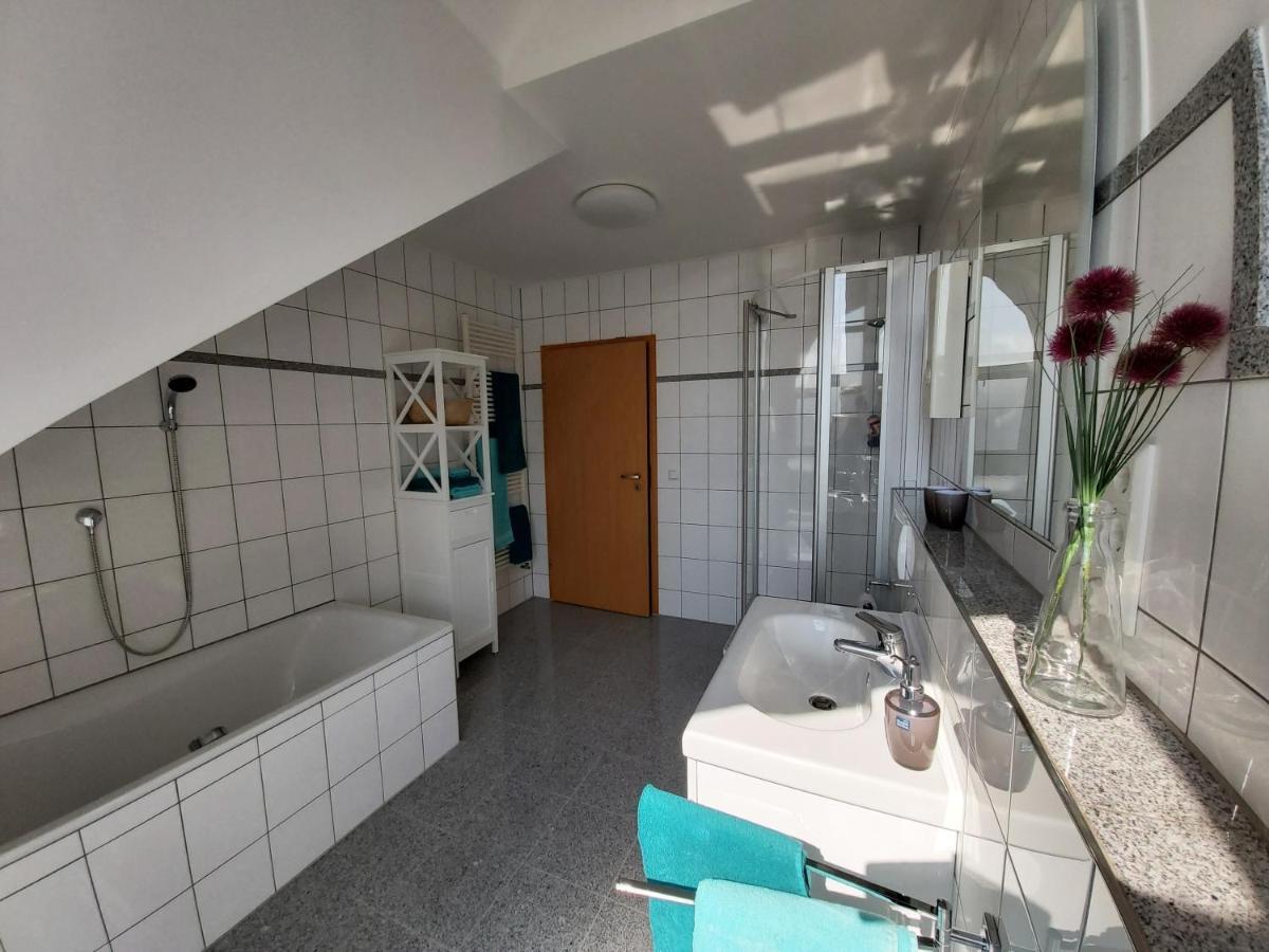 Апартаменти Tova Cologne Фрехен Екстер'єр фото